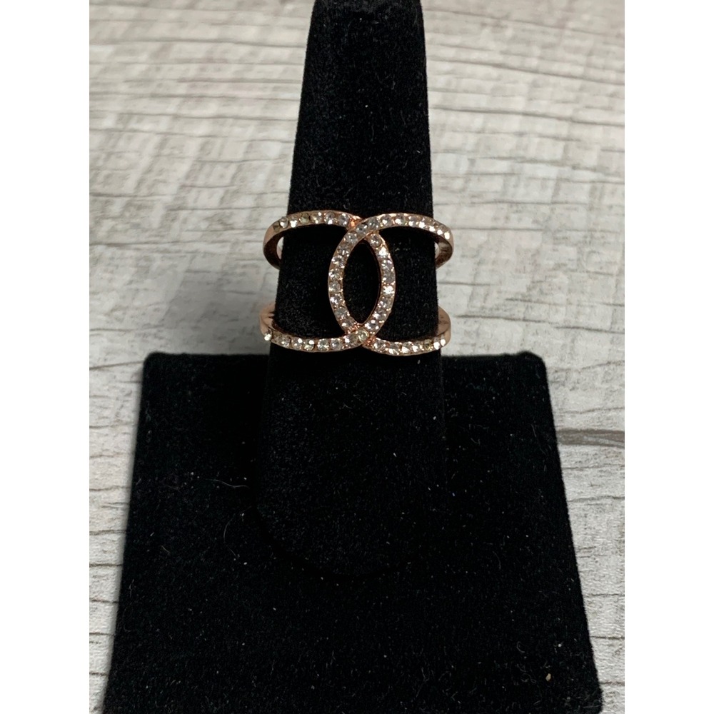 Rose Gold Tone Interlocking Circle Crystal Pavé Double Band Fashion Ring Size 9